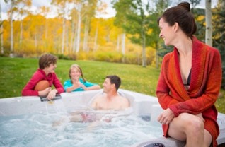 Jacuzzi Spas at Zagers - ZagersPoolSpa.com